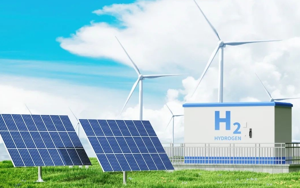 Exploring the Advantages and Challenges of Hydrogen Storage